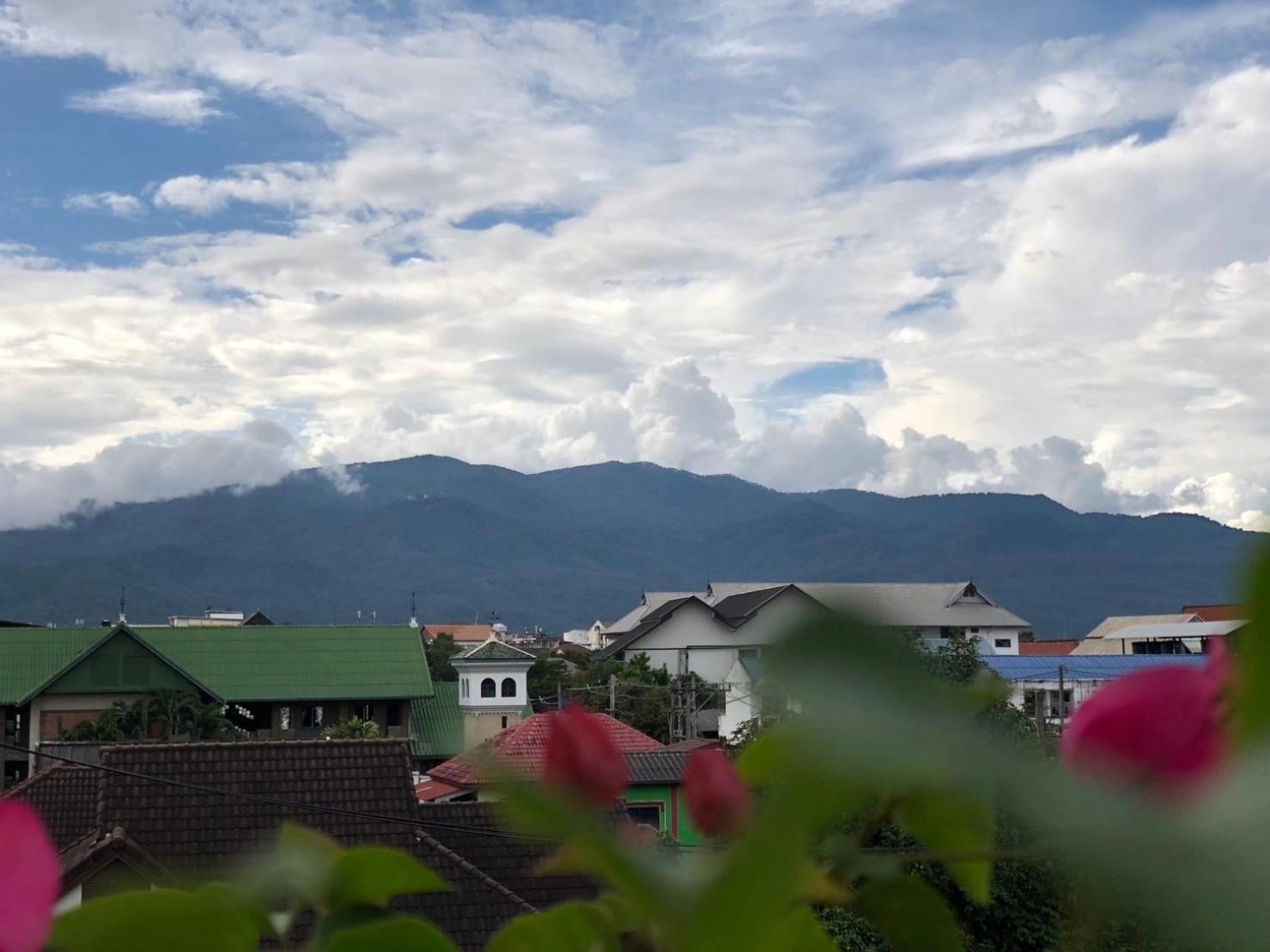 Baan Sinkaew Apartment Chiangmai - บ้านสินแก้ว อพาร์ทเม้นท์ เชียงใหม่ Exterior photo